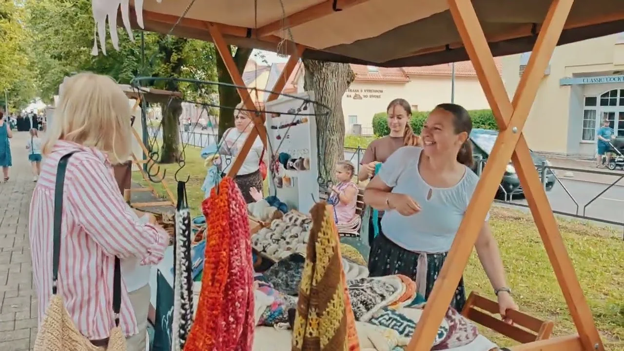 Záber z festivalu v aleji v roku 2026